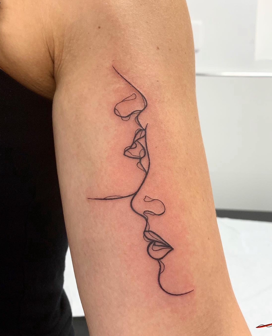 Baiser — line art