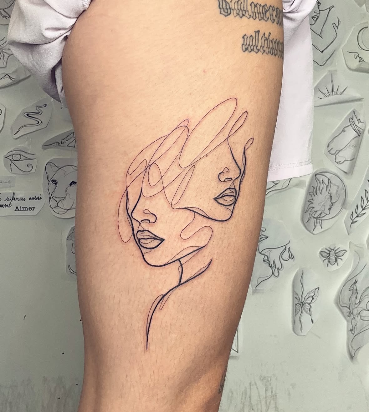 Deux visages — cuisse